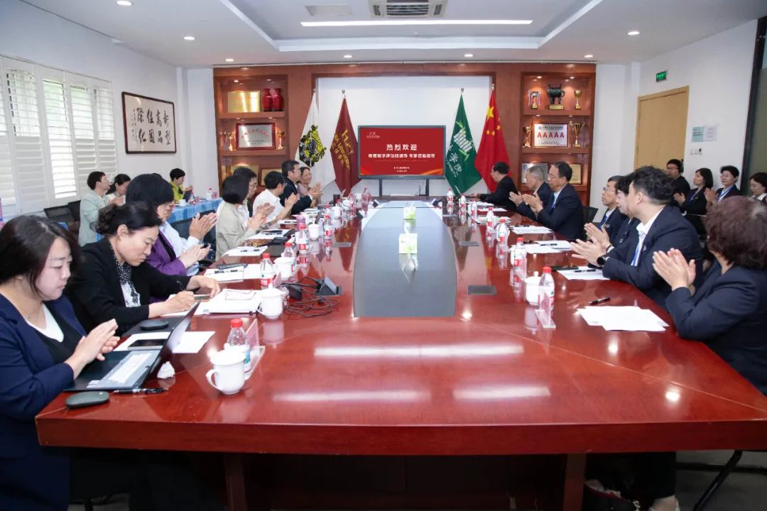 1748833374587344.jpg 640.jpg